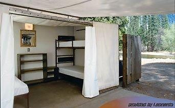 Отель Housekeeping Camp Карри-Виллидж Номер фото
